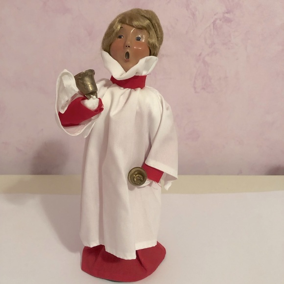 Byers’ Choice caroler - Picture 1 of 11